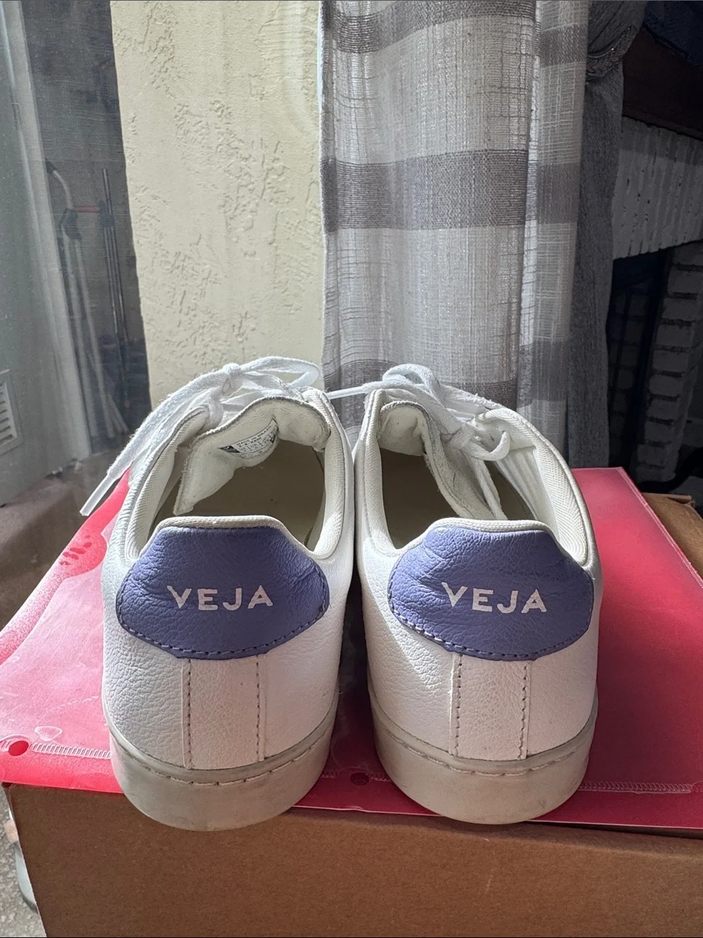 Veja Esplar Leather Sneaker Suede White Grey Green size 7 Big kid size 8 womens